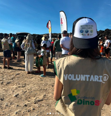 Jornada de limpieza de playa en Lanzarote