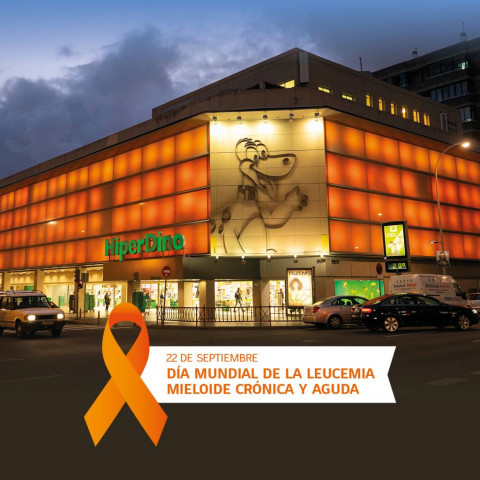DinoSol cambia la iluminación de la tienda a color naranja